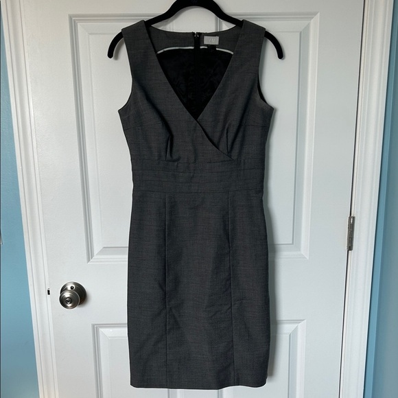 H&M Dresses & Skirts - Gray H&M Elegant Sleeveless Dress | Sleeveless Gray Dress | Gray V-Neck Dress